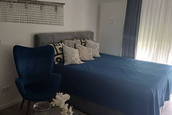 Ganze Wohnung, Wunderschönes 1 Zimmer Apartment in zentraler doch ruhiger Lage in Nürnberg, Franken