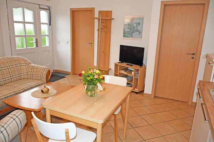 Ferienwohnung für 4 Personen, mit Terrasse und Garten