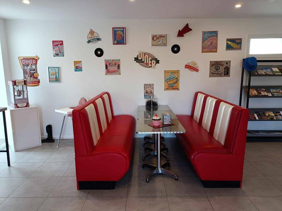 Gite American Diner sur la site The Farm Ouest capacité 7 personnes in Fougeré, Région de La Roche-sur-Yon