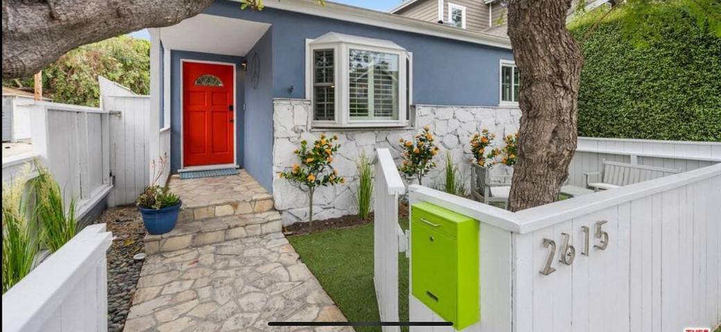 Bungalow für 5 Personen, mit Garten und Ausblick in Los Angeles