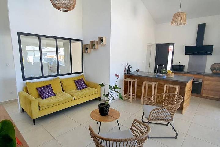 Location de vacances pour 6 personnes, avec piscine à Saint-Philippe - 3