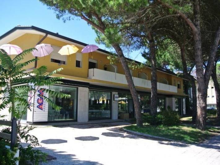Appartamento per 6 persone, con terrazza, con animali domestici a Lignano Pineta
