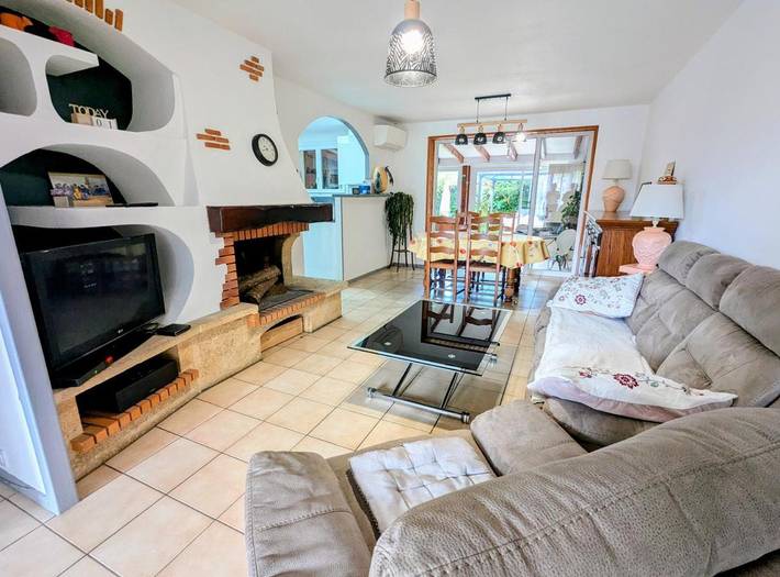 Villa pour 6 personnes, avec jardin et terrasse