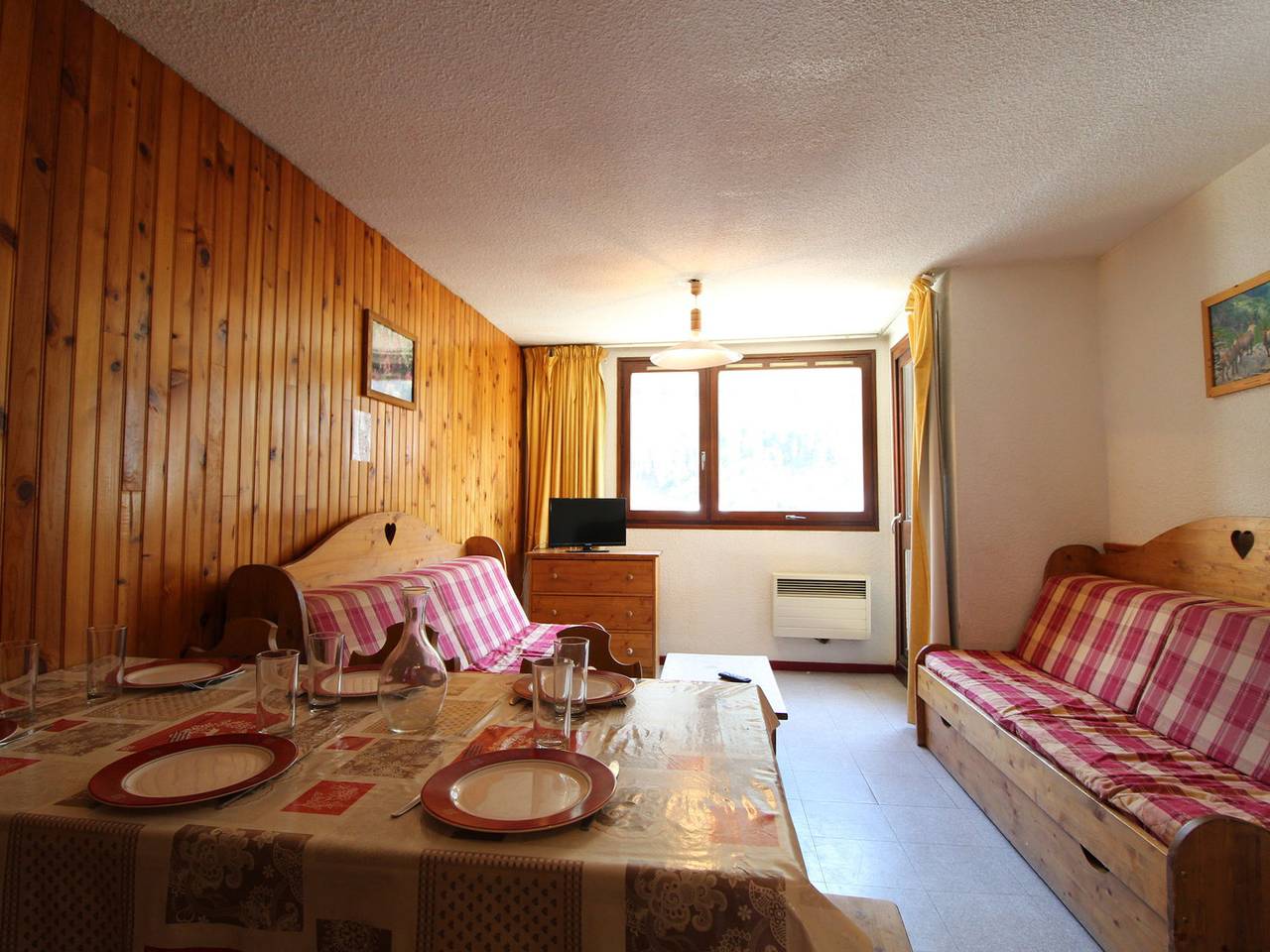 Apartamento entero, Apartamento para 7 pers. a 300m de las pistas en Lanslebourg in Lanslebourg-Mont-Cenis, Región de Saint-Jean-de-Maurienne