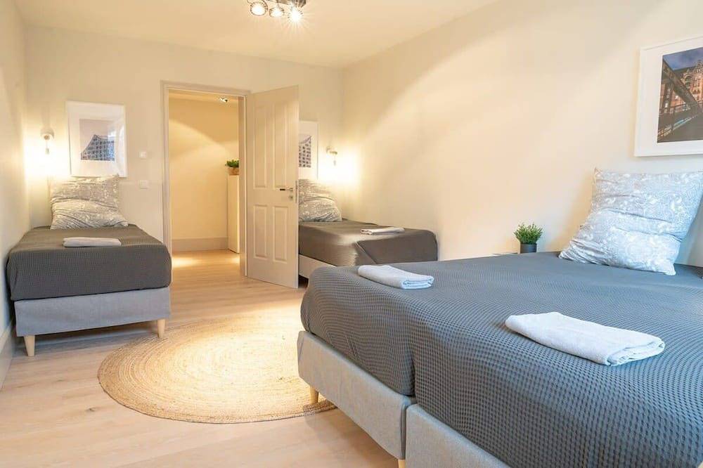 Ganze Wohnung, Spacious 2-bedroom apartment near Eilbekpark in Barmbek Hamburg, Hamburg