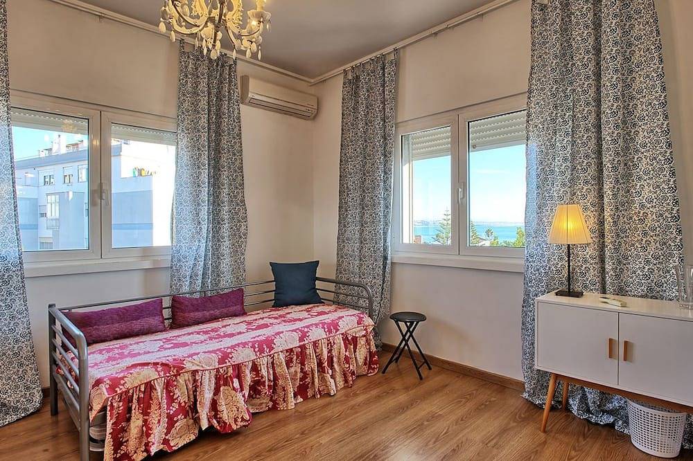 Ganze Wohnung, Wunderschöner Paço D'Arcos in Paço de Arcos, Oeiras