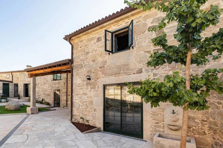 Chalet para 10 personas, con vistas y sauna además de piscina y jardín en Santiago de Compostela - 4