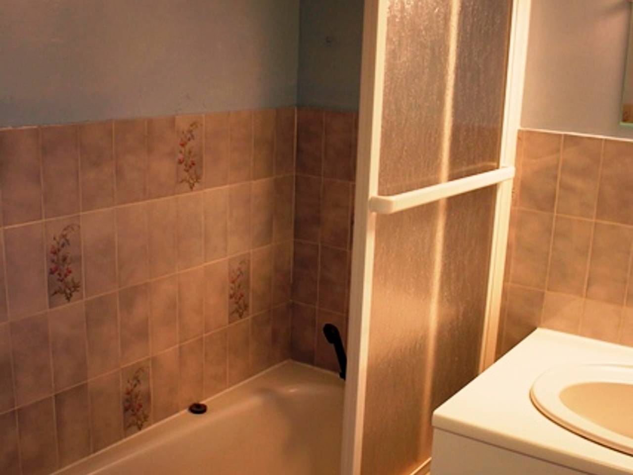 Studio entier, Studio confortable au centre, pied des pistes in Super Besse, Besse-et-Saint-Anastaise