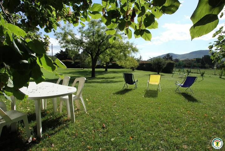Gîte pour 9 personnes, avec jardin