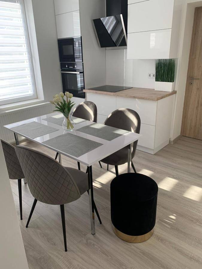 Ferienwohnung für 8 Personen, mit Ausblick und Balkon - 1