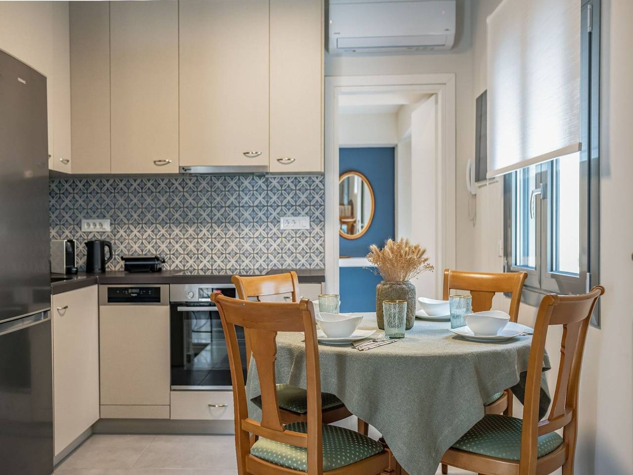 Ολόκληρο το διαμέρισμα, Elegant City Apartment - 250m from Solomos Square in Ζάκυνθο (πόλη), Ζάκυνθο