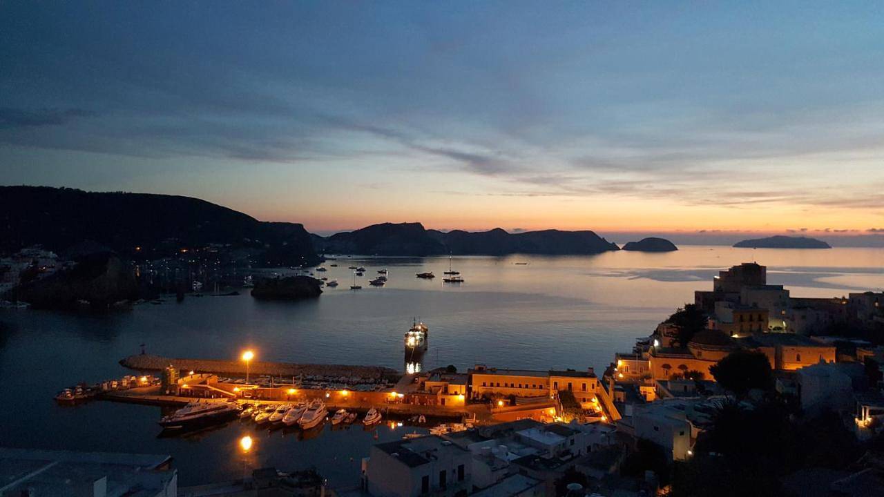Villa Ersilia in La parata, Ponza