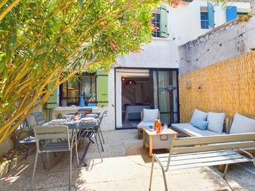 Location de vacances pour 4 personnes, avec terrasse et jardin à Saint-Clément-des-Baleines