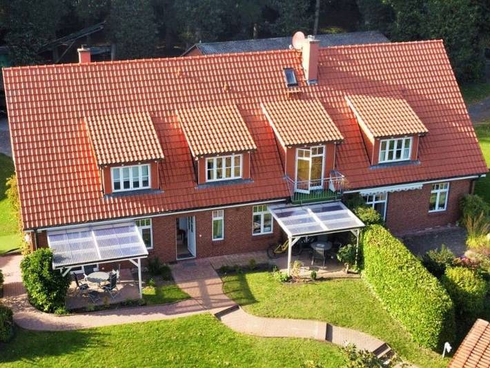 Ferienwohnung für 7 Personen, mit Balkon und Garten