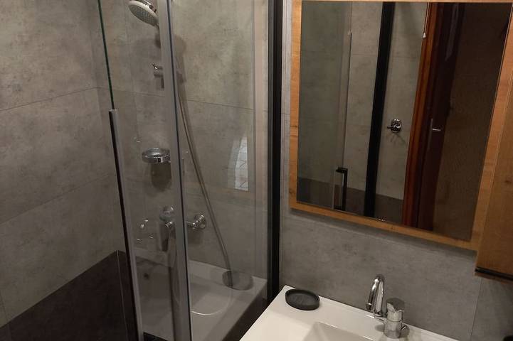 Location de vacances pour 4 personnes, avec terrasse, animaux acceptés à La Malène - 3