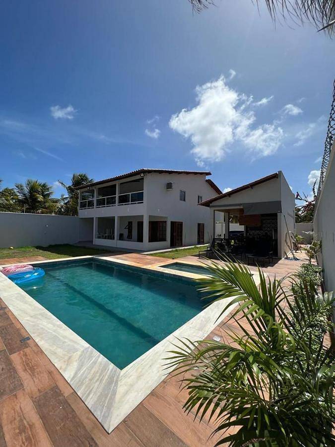 Casas e apartamentos de temporada para 10 pessoas, com jardim e vista e ainda piscina, adaptado a crianças em Touros