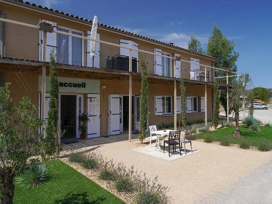 Parc Résidentiel de Loisirs Val Saint Georges - Chalet 5 personnes - 2 chambres 30m² in Saint-Georges-de-Luzençon, Parc naturel régional des Grands Causses