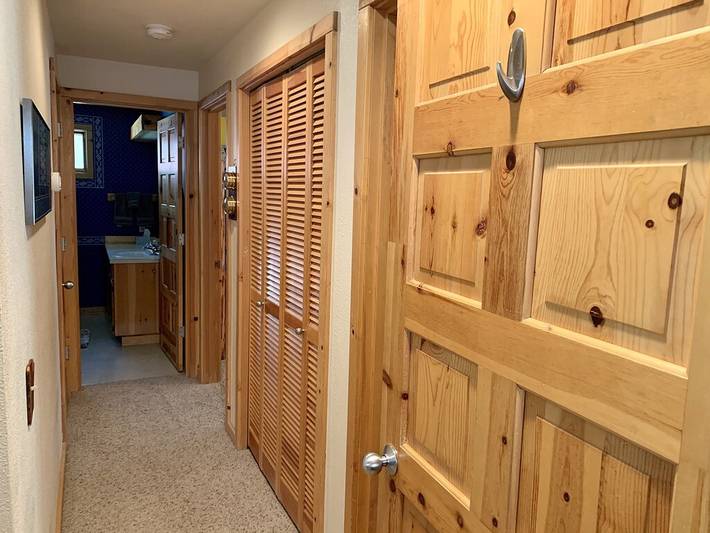 Holiday home for 8 people, with garden and hot tub as well as pool in Oregon