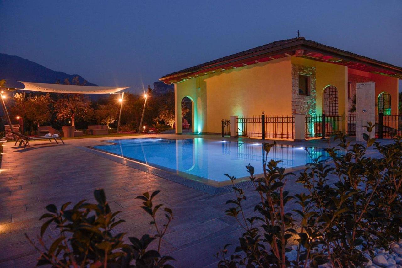 Villa Luxury House & Spa in San Giorgio (Trient), Riva del Garda