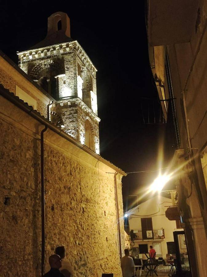 Location de vacances pour 2 personnes, avec Balcon et Vue à Rocca Imperiale