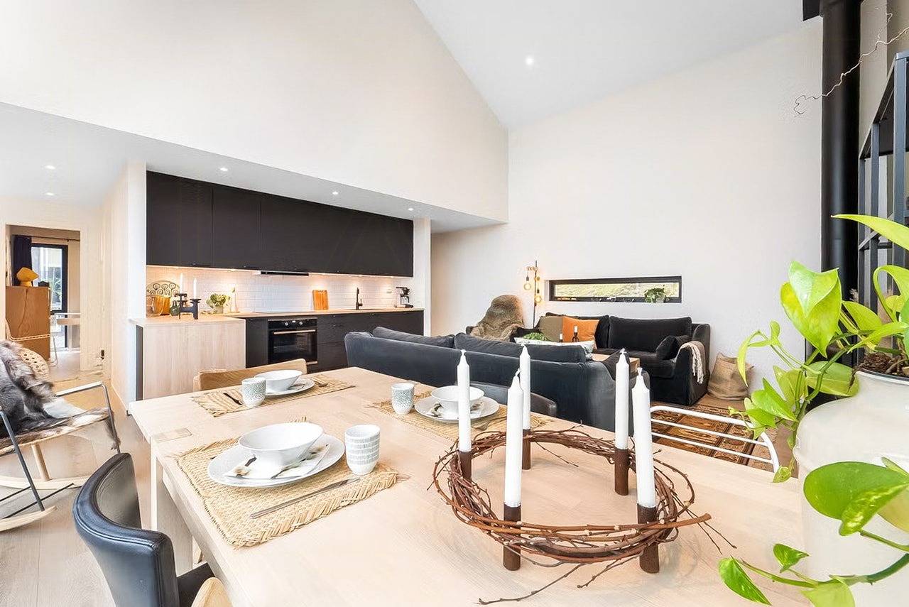 Familienhütte in der Nähe des Rosfjordstrands in Südnorwegen in Skomrak, Lyngdal