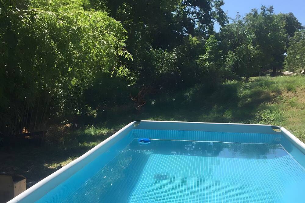 Holiday Home 'House with Pool and Whirlpool' with Private Pool, Private Terrace and Wi-Fi in Revel, Haut-Languedoc Regional Nature Park