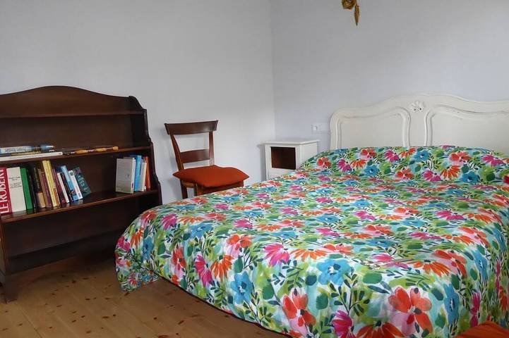 Appartement entier, 5 minutes from the lake, with direct access to the garden, ideal apartment to rest. in Puigcerdà, Cerdanya