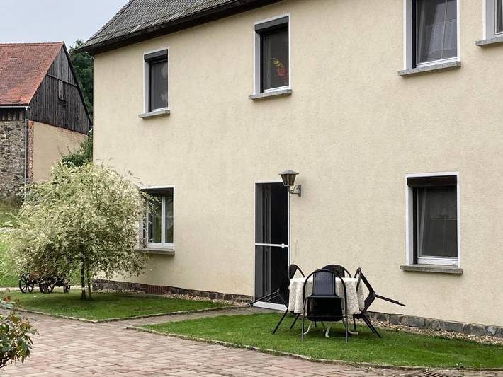 Ferienwohnung für 6 Personen, mit Terrasse und Garten sowie Ausblick