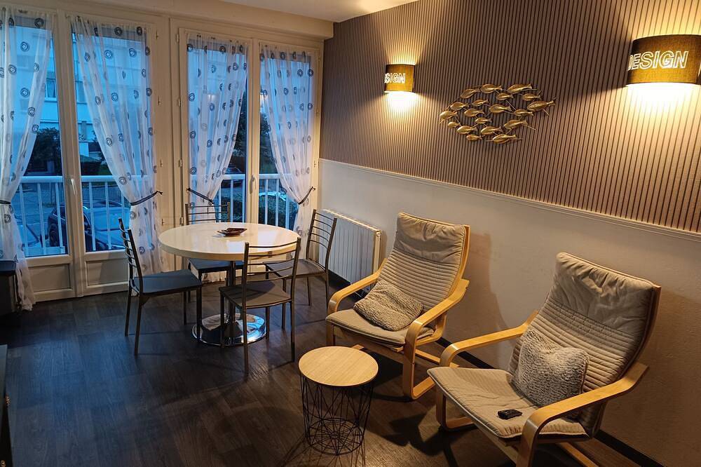Appartement entier, Appartement calme lumineux , centre in Le Tréport, Région de Dieppe