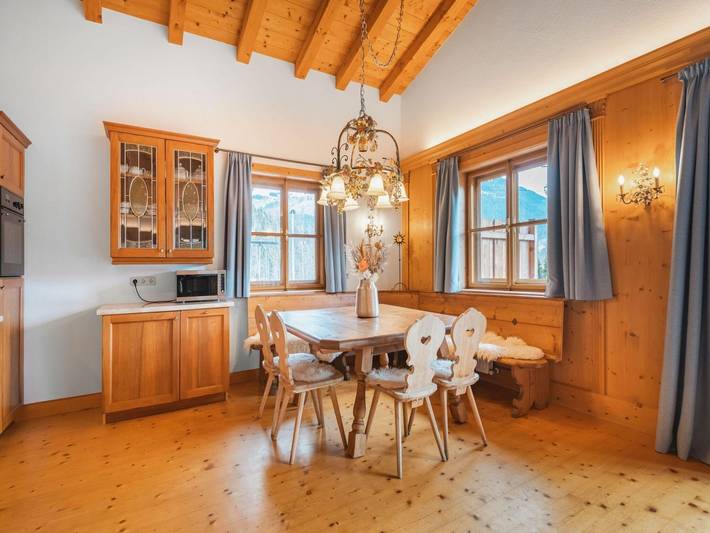 Chalet in Kitzbühel near Ski Lifts in Kitzbühel, Hohe Salve