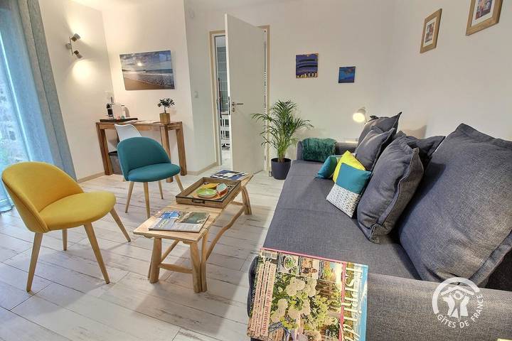 Gîte pour 4 personnes, avec Terrasse ainsi que Jardin et Vue à Plurien - 3