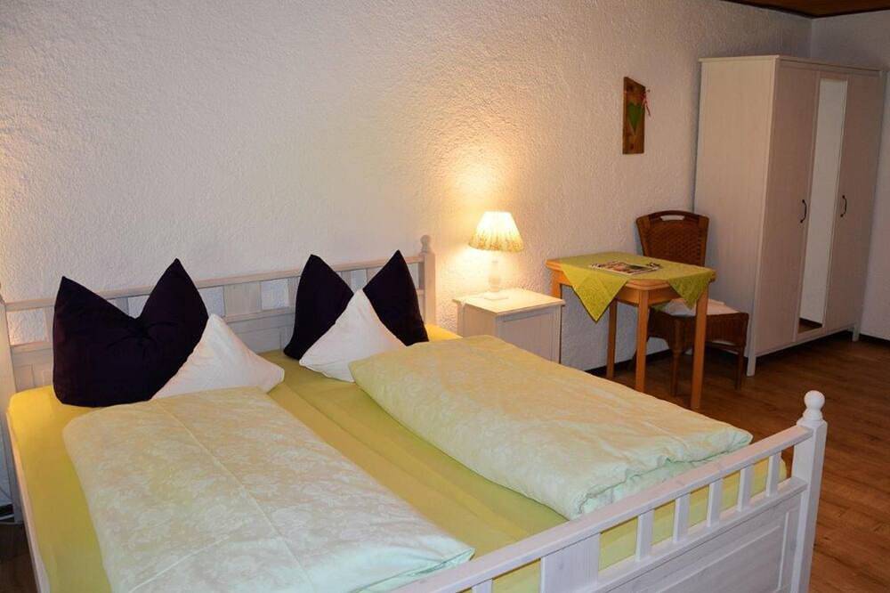 Doppelzimmer Hollerbeerl - Hof Roßruck in Fischbachau, Alpenland Tegernsee Schliersee