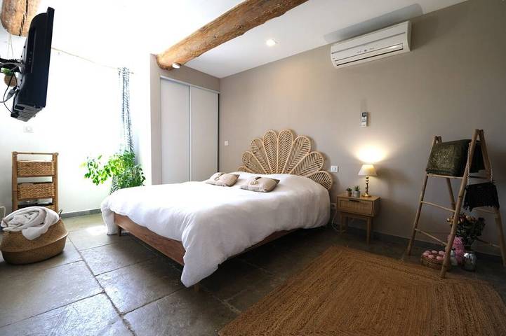 Location de vacances pour 8 personnes, avec Terrasse et Jardin à Barbentane - 2