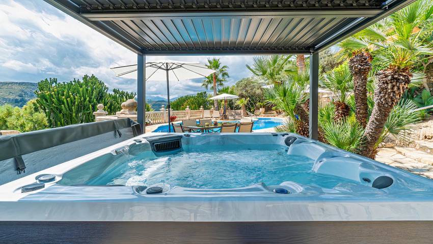 Villa für 12 Personen, mit Garten und Whirlpool sowie Sauna und Pool in Alcúdia - 4
