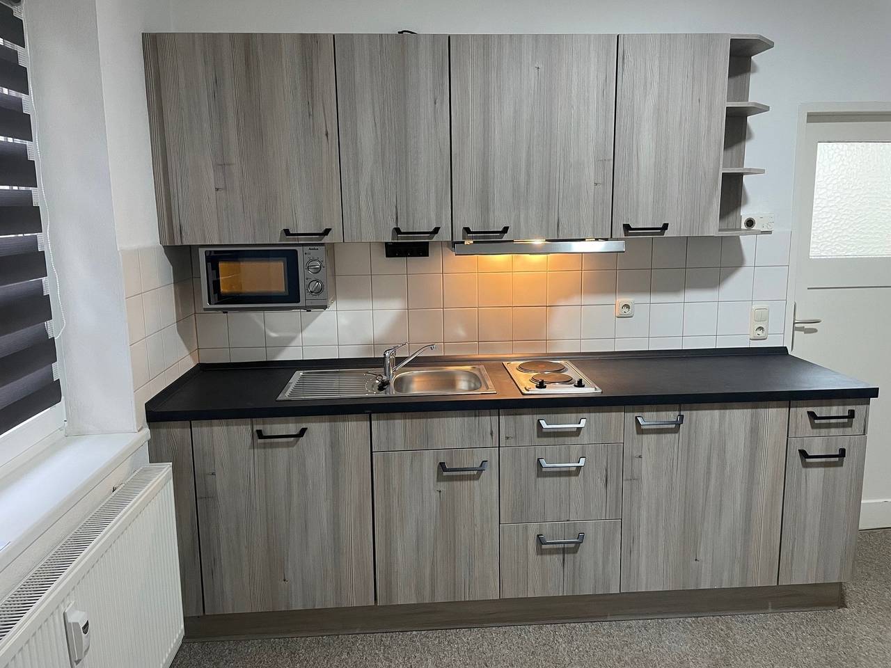 Ganze Ferienwohnung,  (N)Ostalgie - Perle   Plauen-Zentrum & S-Bahn Nähe für bis zu 6 Personen im Eg, sehr ruhige Lage & Ebk & Pkw-Stellplatz in Plauen, Chemnitz und Umgebung