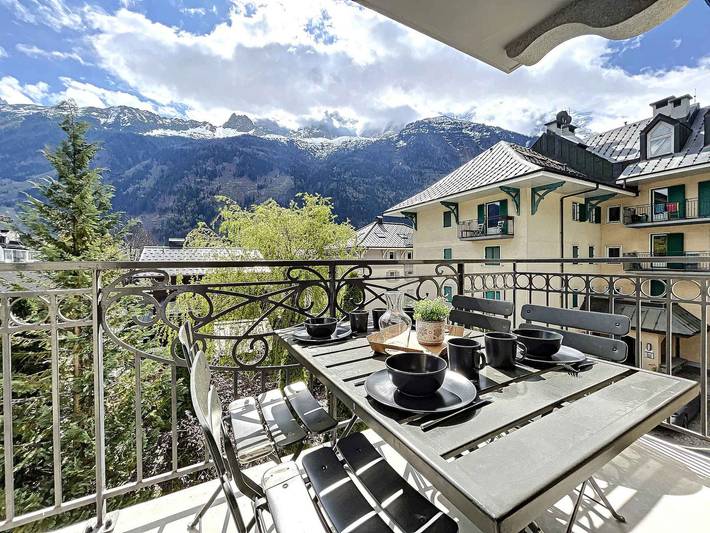 Gîte pour 6 personnes, avec balcon dans Office De Tourisme De La Vallee Blanche