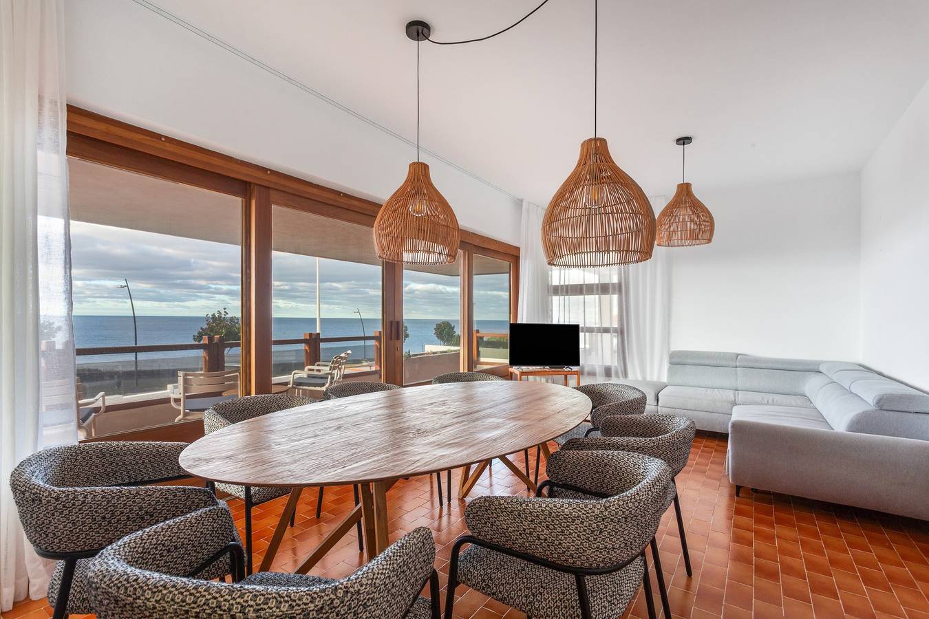 Appartement entier, Karat Villa Bajamar Seaview : Élégance nordique et chaleur indonésienne in Bajamar, San Cristóbal de La Laguna