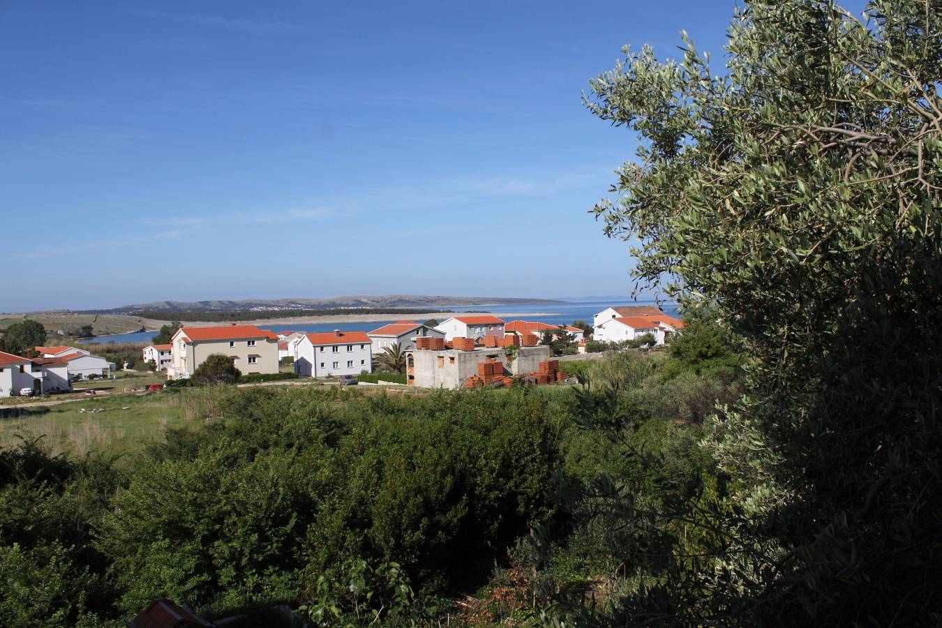 Apartamento entero, Cómodo apartamento con terraza y vista al mar Povljana, Pag A-6299-a in Povljana, Pag