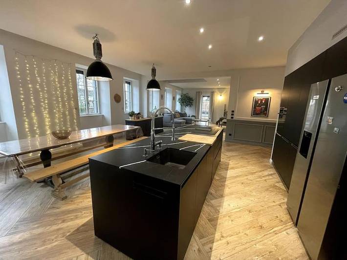 Gîte pour 10 personnes, avec vue et jardin, animaux acceptés à Pontarlier - 4