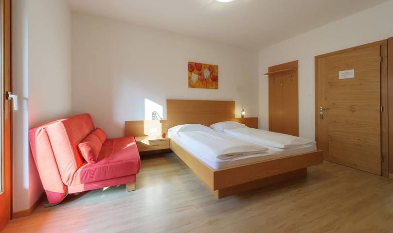 Ferienwohnung für 2 Personen, mit Garten und Balkon