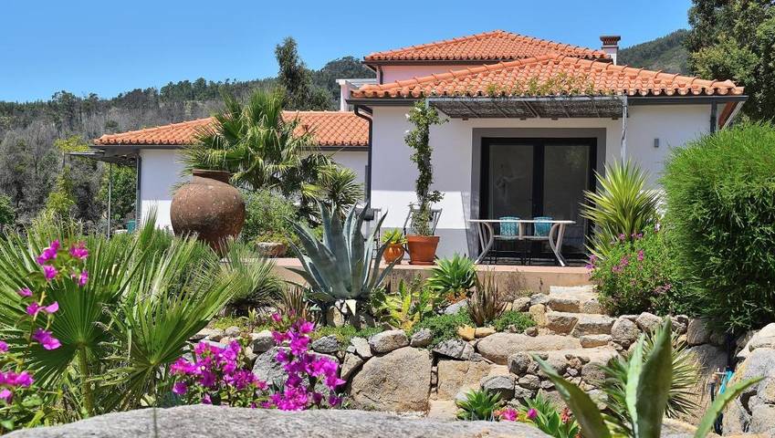 Gîte pour 2 personnes, avec jardin ainsi que piscine et vue à Monchique - 4