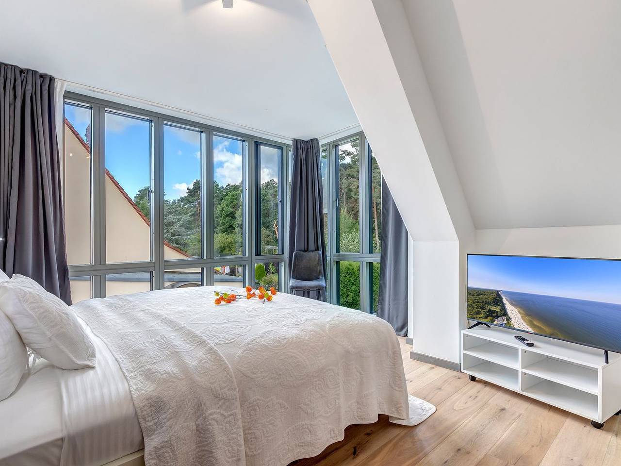 Ferienhaus Waldoase 01 mit Sauna, Kamin und 800 m zum Sandstrand in Karlshagen in Karlshagen, Usedomer Norden