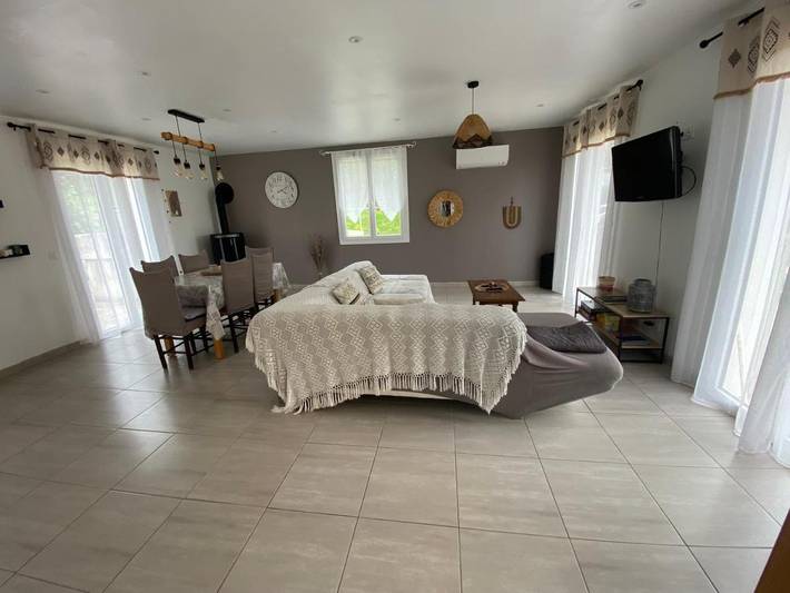 Location de vacances pour 6 personnes, avec jardin à Allez-et-Cazeneuve - 2