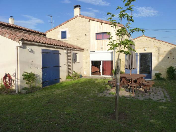 Gîte pour 5 personnes, avec Terrasse et Jardin