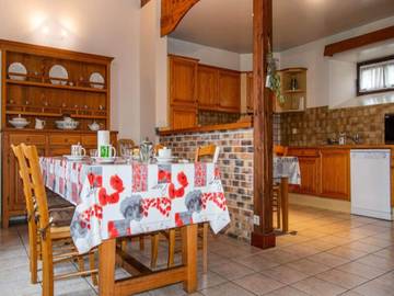 Gîte pour 6 Personnes dans Saint-Laurent-de-Muret, L'Aubrac, Photo 4