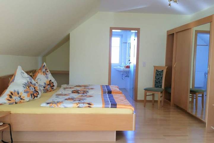 Ferienhaus für 2 Personen, mit Balkon und Pool sowie Garten in der Pfalz - 3