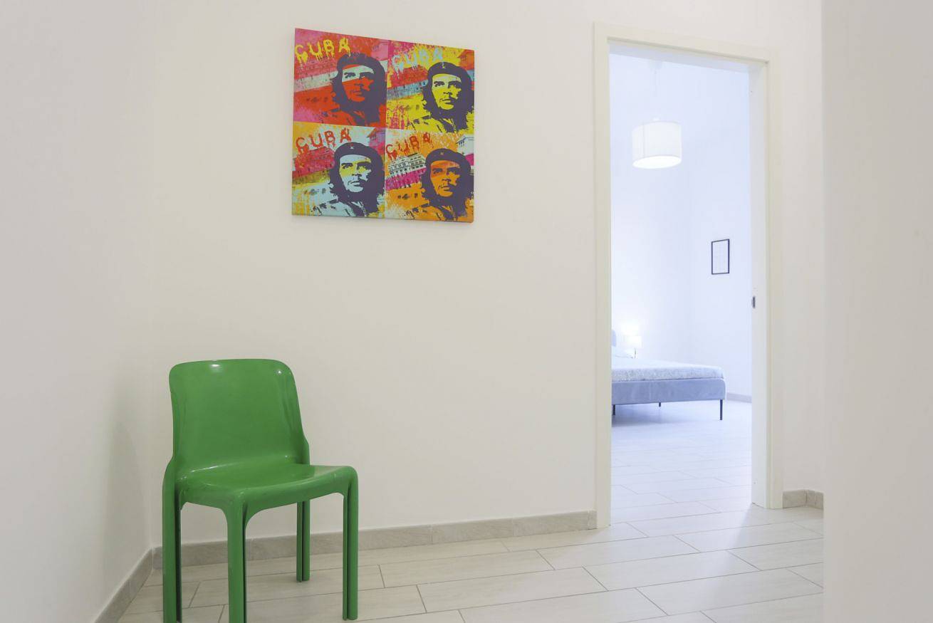 Entire apartment, Bright & Central Apartment a 5 min dalla stazione in Salerno, Tyrrhenian Coast Campania