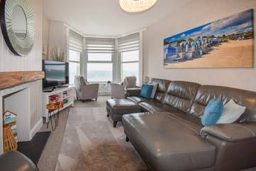 Holiday Rental for 6 People in Pwllheli, Gwynedd, Photo 1