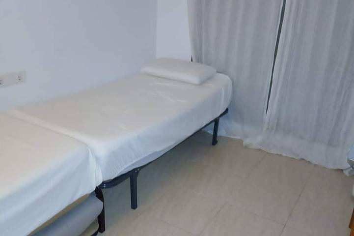 Appartement entier, Apartment 20 minutes from Lleida, Montblanc, 50 minutes from Salou in Les Borges Blanques, Costers del Segre