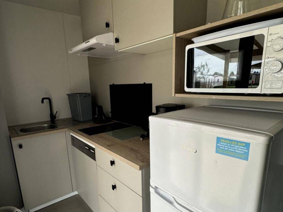 Camping Paradis - La Croix L'abbé - Mobilhome 2 personnes - Confort 1 ch 2 pers in Saint-Valery-sur-Somme, Région d'Abbeville